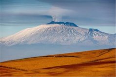 世界上爆發(fā)最頻繁的活火山，至今已噴發(fā)500多次